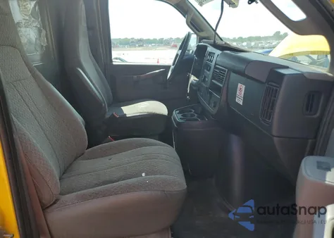 2021 Chevrolet Express G2500 from USA, damaged, VIN 1GCWGAFP8M1167559